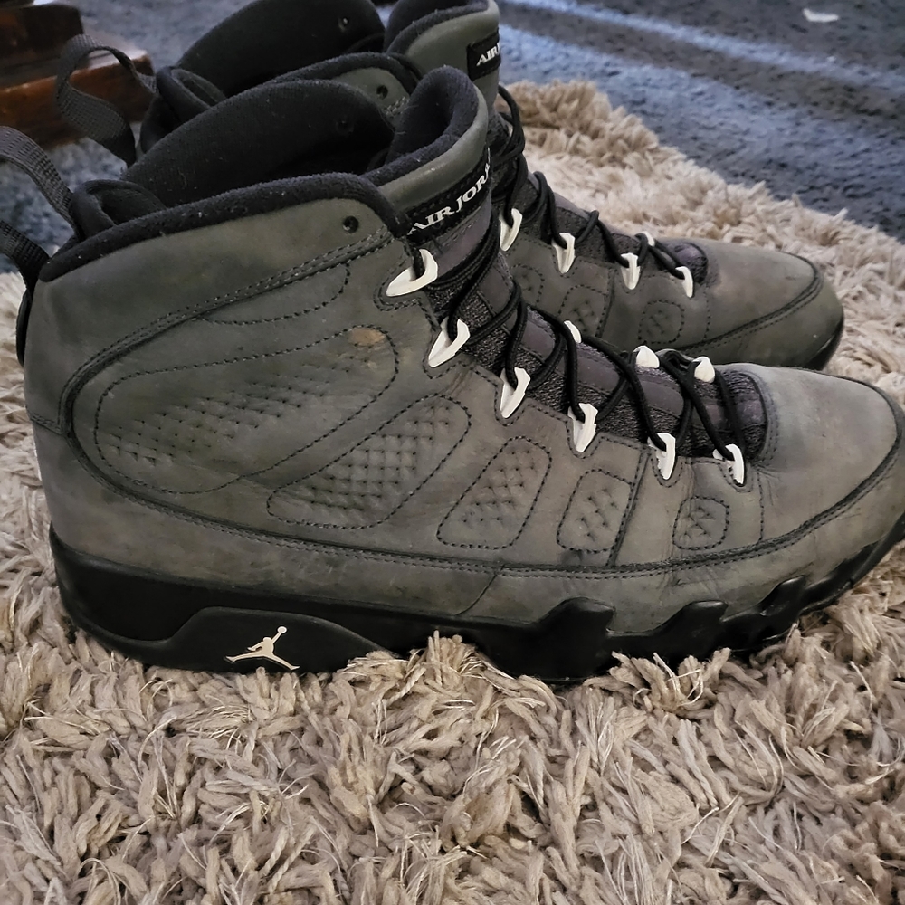 Jordan 9 size 13 men